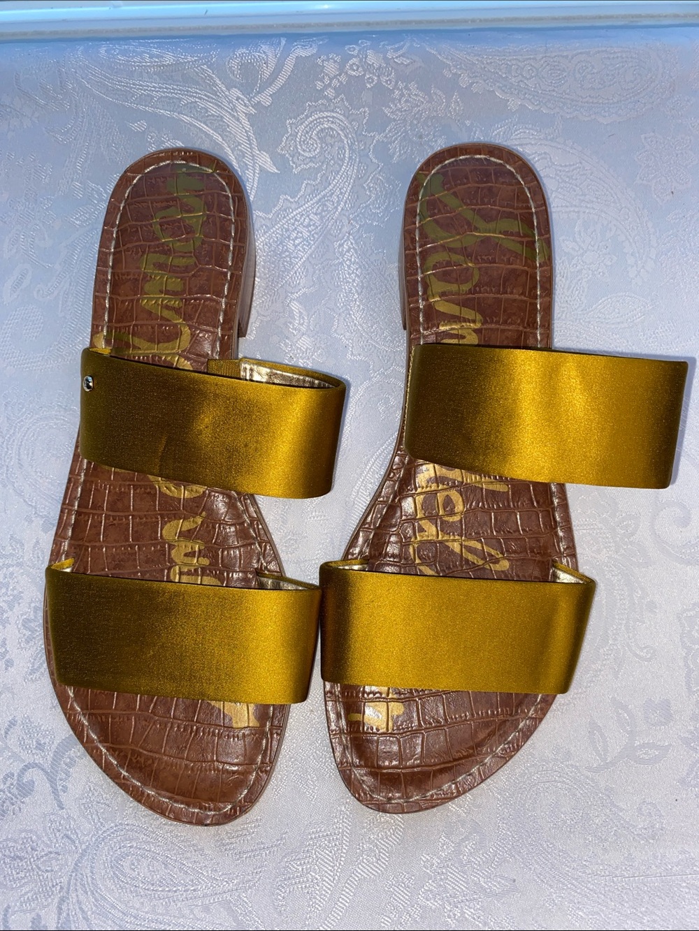Preowned Edelman Gala Double Strap Flat Slide Sandals, sz. 8 gold/mustard